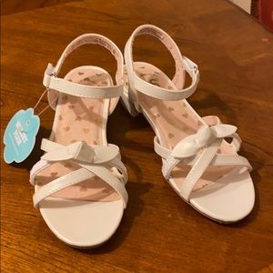 NWT white size 13 girls dress sandals